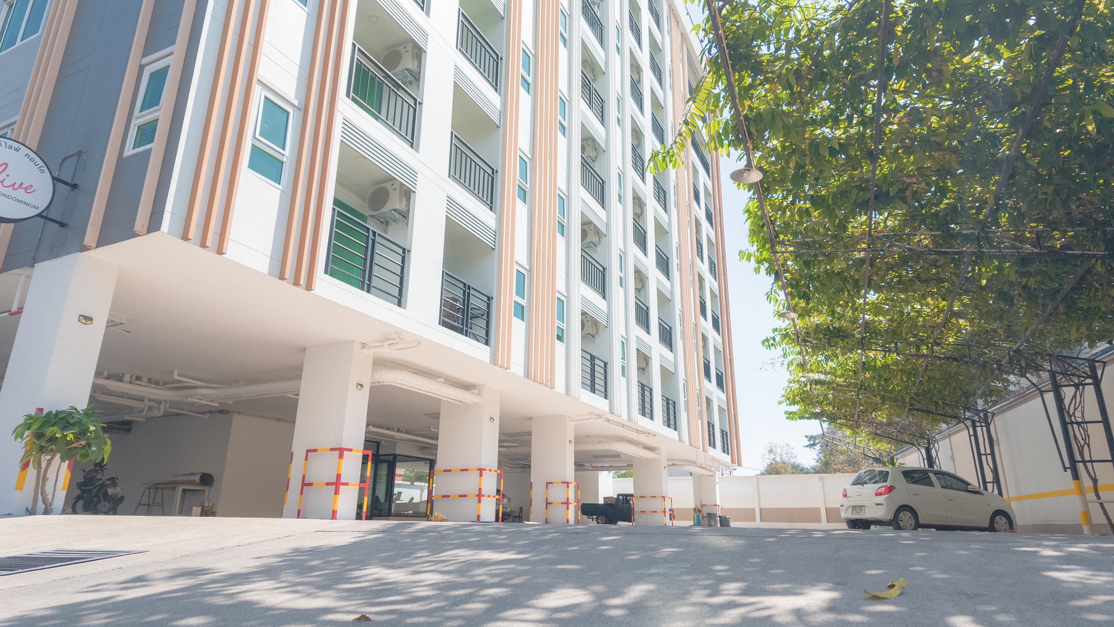 Ping Live Condo 2